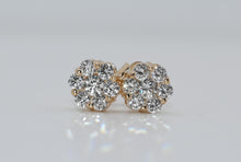 Load image into Gallery viewer, 14KT VS1 F Flowers Pushback Earrings 0.89ctw (invisible setting) #1
