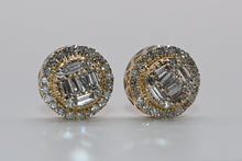 Load image into Gallery viewer, 10KT Baguette &amp; Round Brillant Cut Diamond Earrings/Studs 0.33ctw G #1
