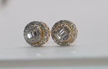 Load image into Gallery viewer, 10KT Baguette &amp; Round Brillant Cut Diamond Earrings/Studs 0.33ctw G #1
