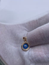 Load image into Gallery viewer, 14KT Small Cz Evil Eye (Mal Ojo) Circle Shape Pendant #3
