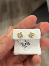 Load image into Gallery viewer, 14KT Diamond Clover Flower Stud Earrings 0.40ctw #1
